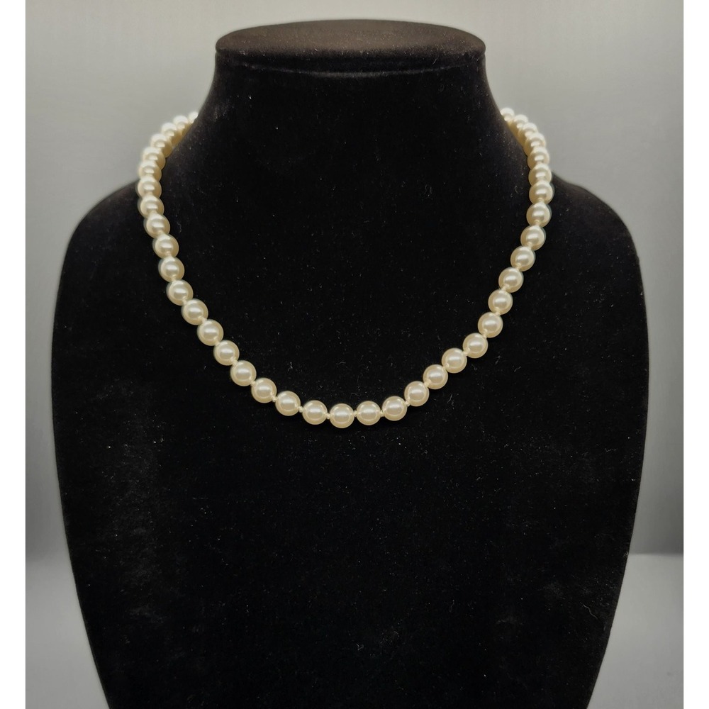 Vintage Faux Pearl Necklace 16-18" Gold Tone Filigree Clasp Creamy White Beaded